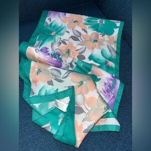 Women’s mint green, purple, pink Made in Italy Polyester Vintage scarf